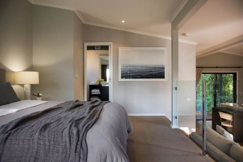 Sanctum - South Australia Travel 3