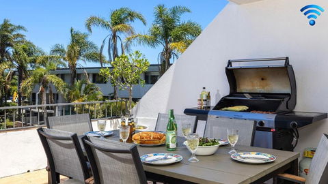 Sand And Sea - South Australia Travel 0