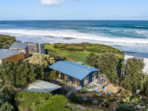 Sand & Sauna Retreat - South Australia Travel 0