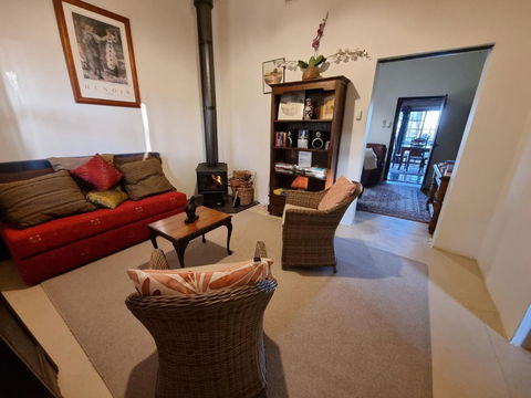 Sandalmere Cottage - South Australia Travel 3