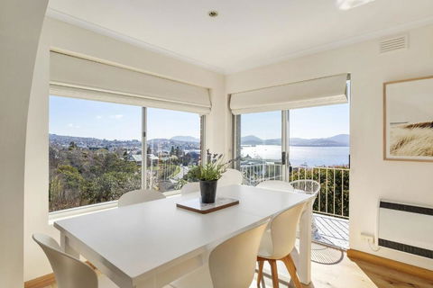 Sandcastle At Sandy Bay Perfect Location Views - South Australia Travel 2