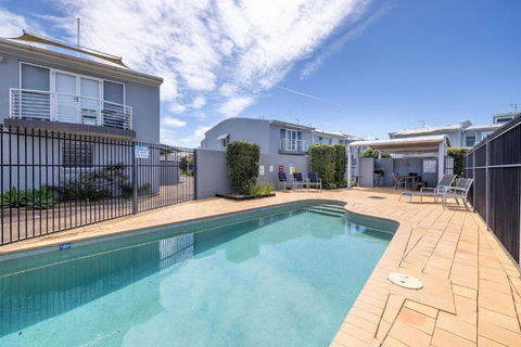 Sandcastles 4 -8 Ala Moana Way - South Australia Travel 0