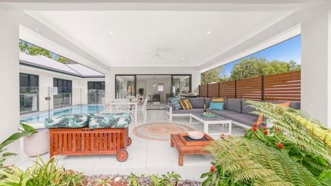 Sandcastles - Palm Cove - South Australia Travel 1