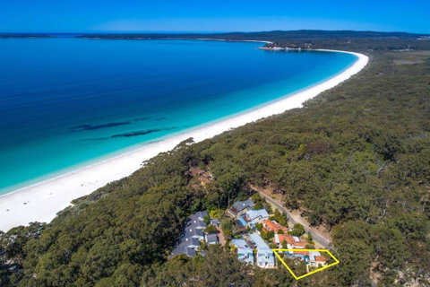 Sandpiper, Hyams Beach - South Australia Travel 3