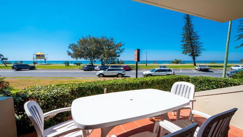 Sandrift Beachfront Apartments - South Australia Travel 3