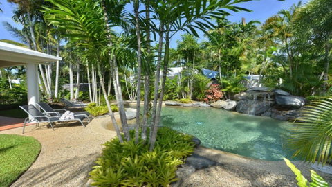Sandwater Port Douglas - South Australia Travel 0