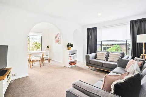 Sandy Bay Cozy Cottage Close To CBD - South Australia Travel 0