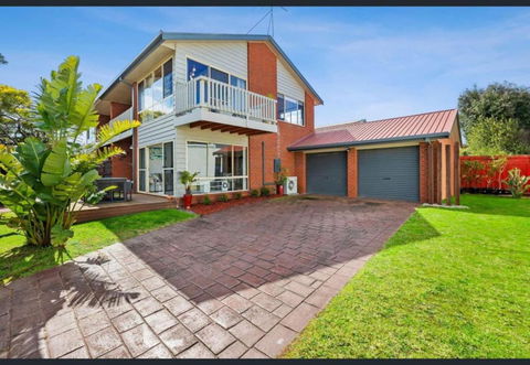 Sandy Bliss Walk To The Beach - South Australia Travel 0