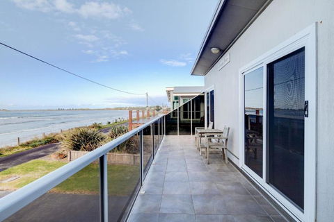 Sandy Cove - South Australia Travel 3