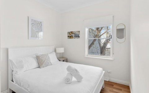 SEA BREEZE @ Smugglers Inn - South Australia Travel 1