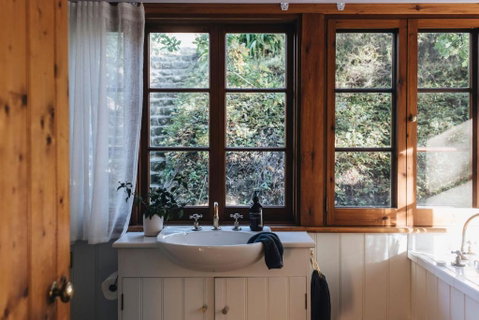 Secluded Stone Cottage Perfect For Couples Escape - Waterfalls - South Australia Travel 3