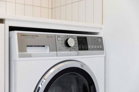 Spacious Urban Oasis In Throsby Canberra - South Australia Travel 3