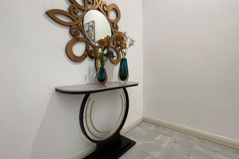 Spacious Villa Holiday Staycation In Canterbury East Of Melbourne - South Australia Travel 1