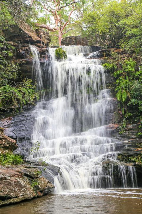 Stunning Peaceful Holiday Haven With Waterfall - South Australia Travel 1