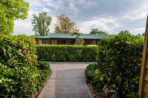 The Grapevine Motel - South Australia Travel 0