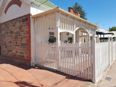 The Heritage - Located In In The Center Of Glenelg - South Australia Travel 1