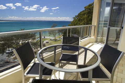 Beachpoint, Unit 401, 28 North Street - South Australia Travel 2
