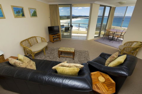 Beachpoint, Unit 401, 28 North Street - South Australia Travel 3