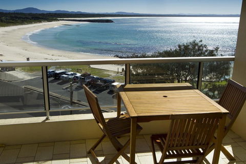Beachpoint, Unit 402, 28 North Street - South Australia Travel 2