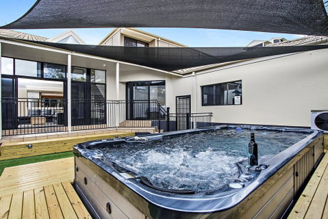 Beachside At Sapphire - South Australia Travel 1