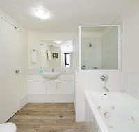Beachside Neptune Resort Apt Upgraded - South Australia Travel