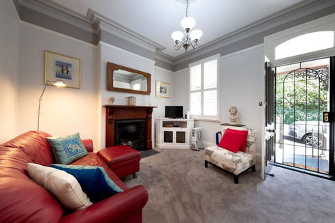 Beautiful Modern Historic Home Near Sydney Harbour - South Australia Travel 1