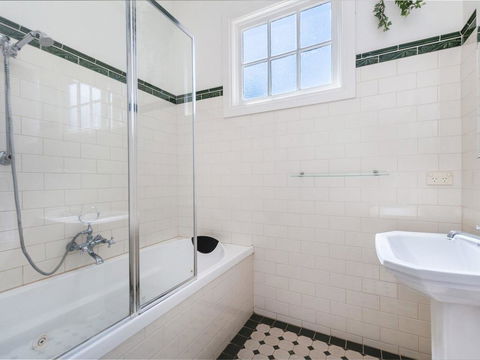 Beauvais - South Australia Travel 1