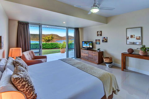 Bella Vista East 3 Luxury Ocean Views Large Flat Grassed Area And Buggy - South Australia Travel 1