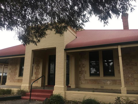 BELMONT 11 Bedroom Home In The Heart Of Victor Harbor - South Australia Travel 1