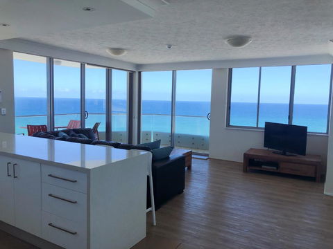 Berkeley On The Beach - South Australia Travel 3