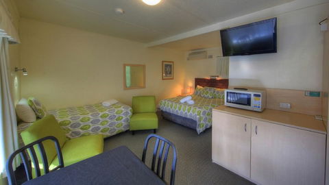Bermagui Motor Inn - South Australia Travel 1