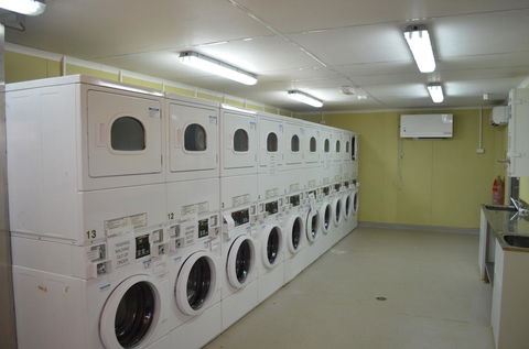 Black Rock Tourist Park - South Australia Travel 1