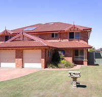 Blue Bay 83a Rocky Point Road - Foxtel  air conditioning downstairs - South Australia Travel