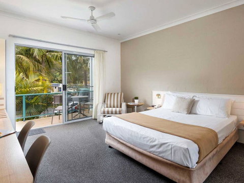 Blueys Motel - South Australia Travel 3