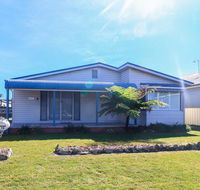 Boikon Beach House - South Australia Travel