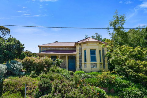 The True Home Heart Of Uraidla - South Australia Travel 0