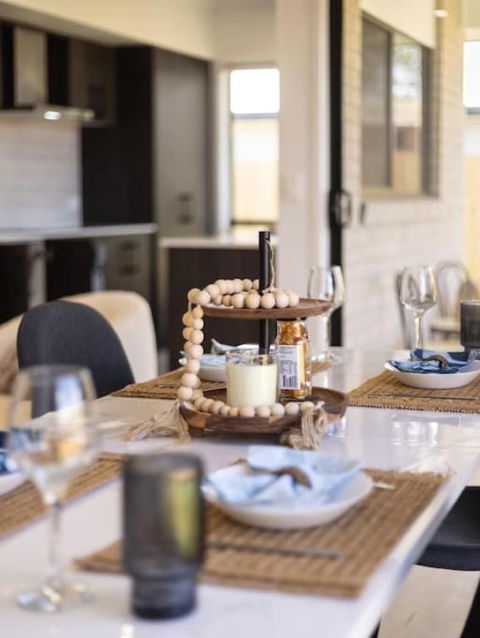Well-decorated 5BR Family Home - South Australia Travel 3