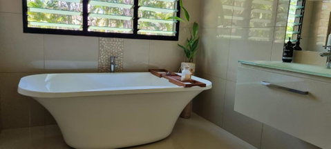 Berry Springs Tropical Retreat - South Australia Travel 4