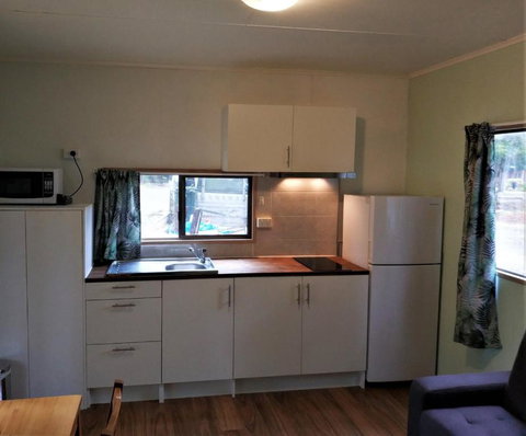 Zeehan Bush Camp - South Australia Travel 1