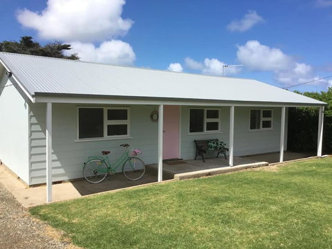 Zinc Beach Shack - South Australia Travel 0
