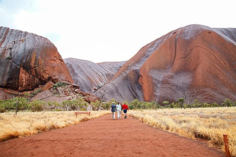 2-Day Uluru (Ayers Rock) And Kata Tjuta Trip From Alice Springs - South Australia Travel 1