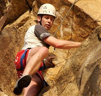 Rock Climbing at the Kangaroo Point Cliffs in Brisbane - South Australia Travel