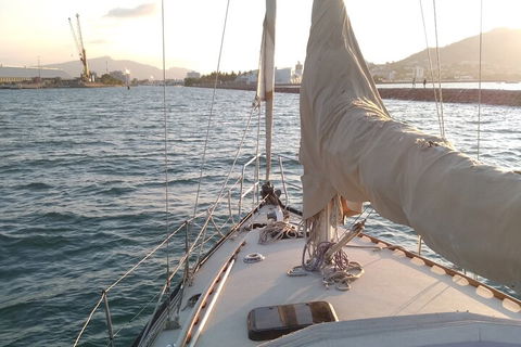 Townsville Small Group Early Morning Sailing Cruise Boat Tour Charter Hire - South Australia Travel 1