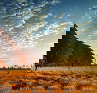 Highlights of Uluru Including Sunrise and Breakfast - South Australia Travel