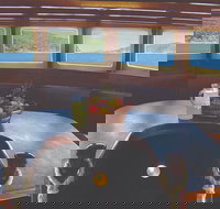 2 Night Whitsunday Islands Cruise on New Horizon from Airlie Beach - South Australia Travel