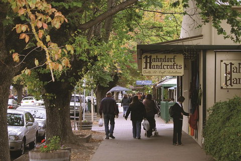 Adelaide Highlights, Hahndorf & McLaren Vale Wine Tasting And Sightseeing Tour - South Australia Travel 0
