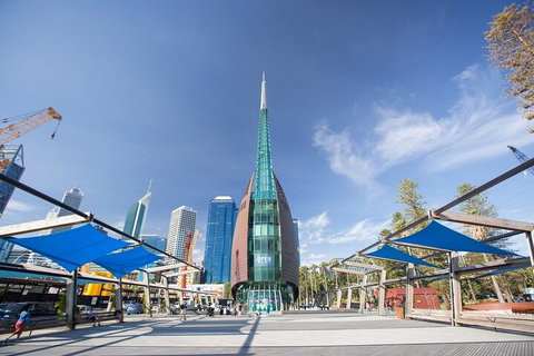Perth Scavenger Hunt: Perched On A Swan - South Australia Travel 3