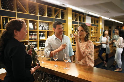Yarra Valley Premium Tour Lunch And Sparkling Wine Tasting At Domaine Chandon - South Australia Travel 3